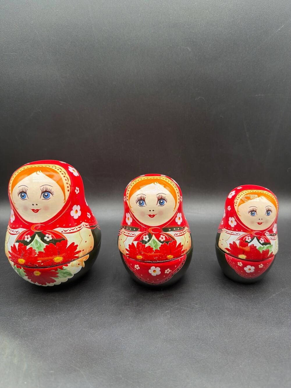 UnaMoi Matryoshka Russian Nesting Doll Stoneware Measuring Cups Set 4 Red Floral